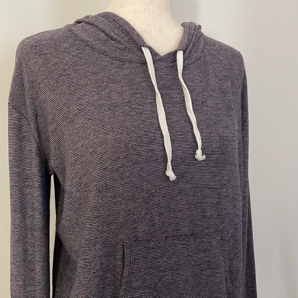 FOREVER 21 Knit Hoodie - Picture 4 of 7